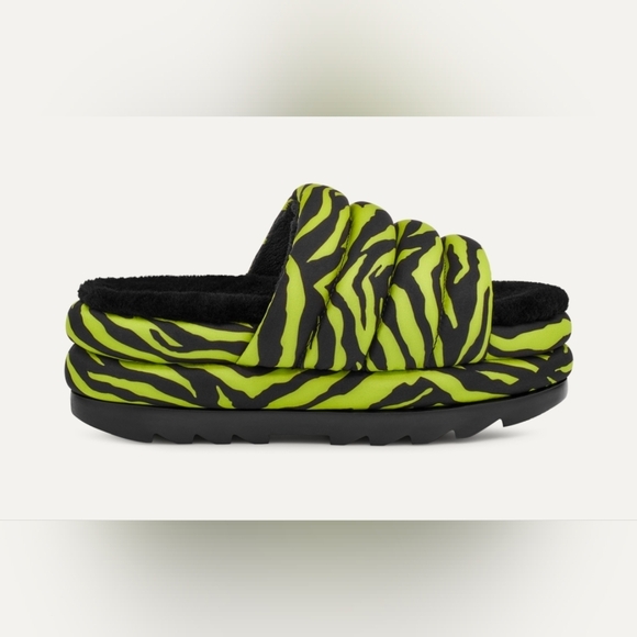 NWOT | UGG Maxi Slide Tiger Print, Size 8 - Picture 1 of 11